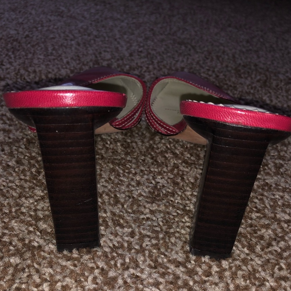 Beautiful Ralph Lauren Slides - Picture 4 of 5